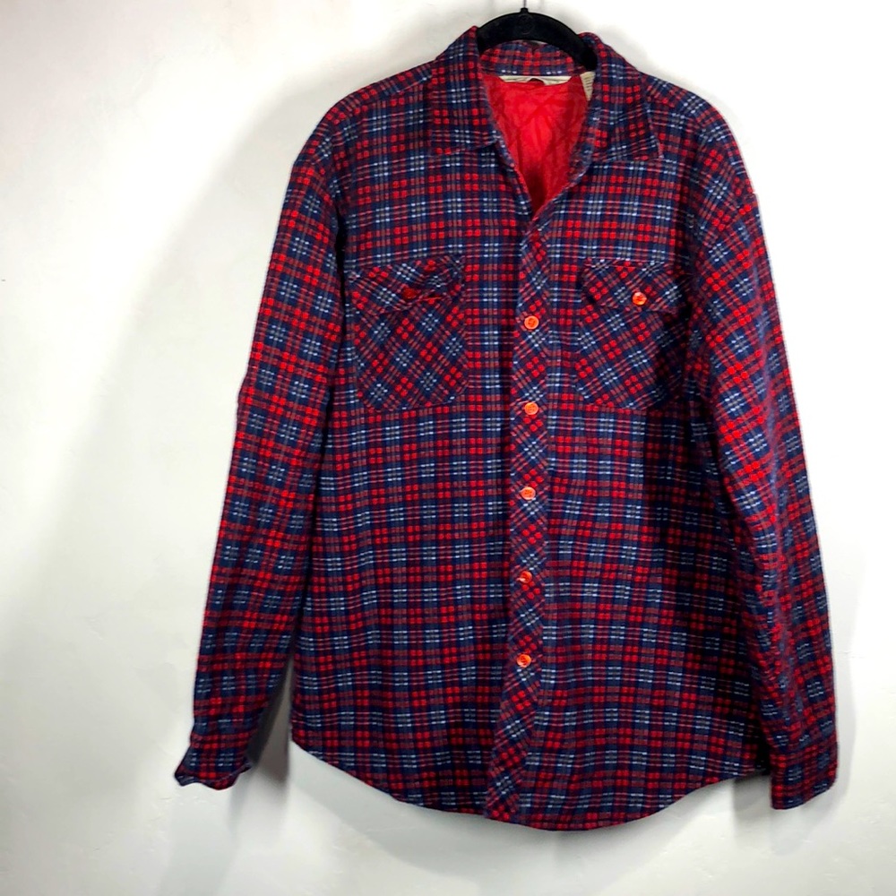 Timber Run red & blue plaid quilted shajacket size large
